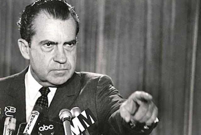 R.Nixon [photo www.mentalfloss.com]